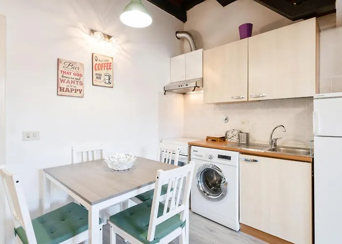 Apartament Guesthost - Palazzo Medici Florencja